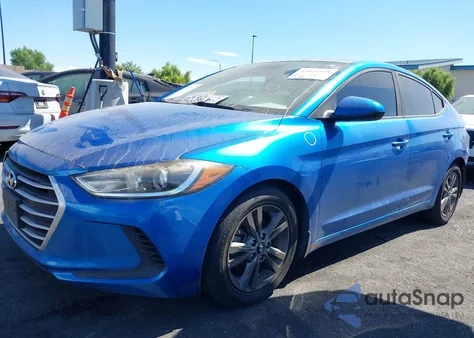 2018 Hyundai Elantra Sel z USA, uszkodzony, nr VIN 5NPD84LF4JH247821